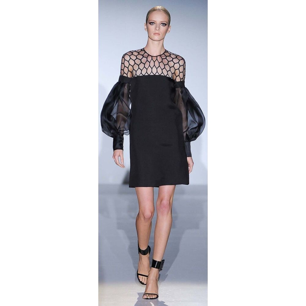 RUNWAY. Gucci  Crew Neck Mini Dress Size: XS black